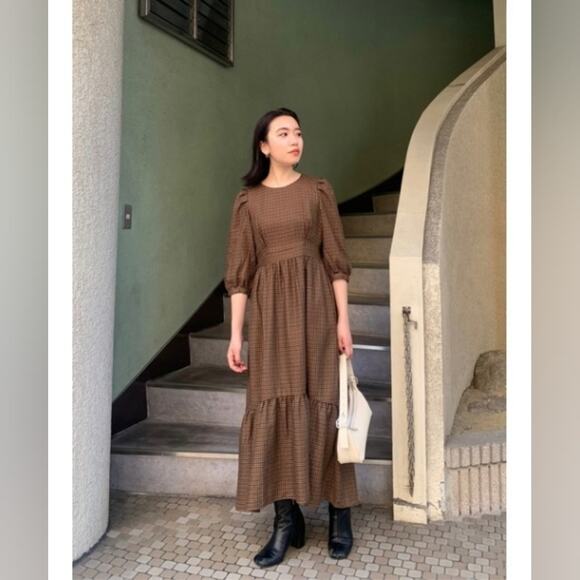 Moussy Checkered puff sleeve brown midi dress size small - Picture 1 of 8